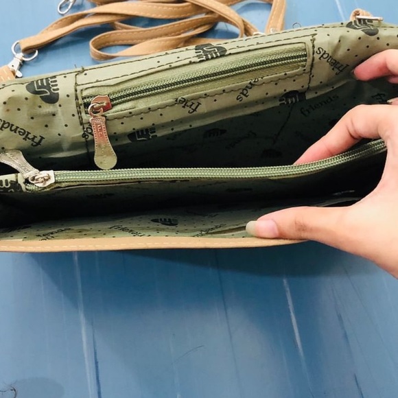 Brown sling (no negotiation) - Picture 4 of 4